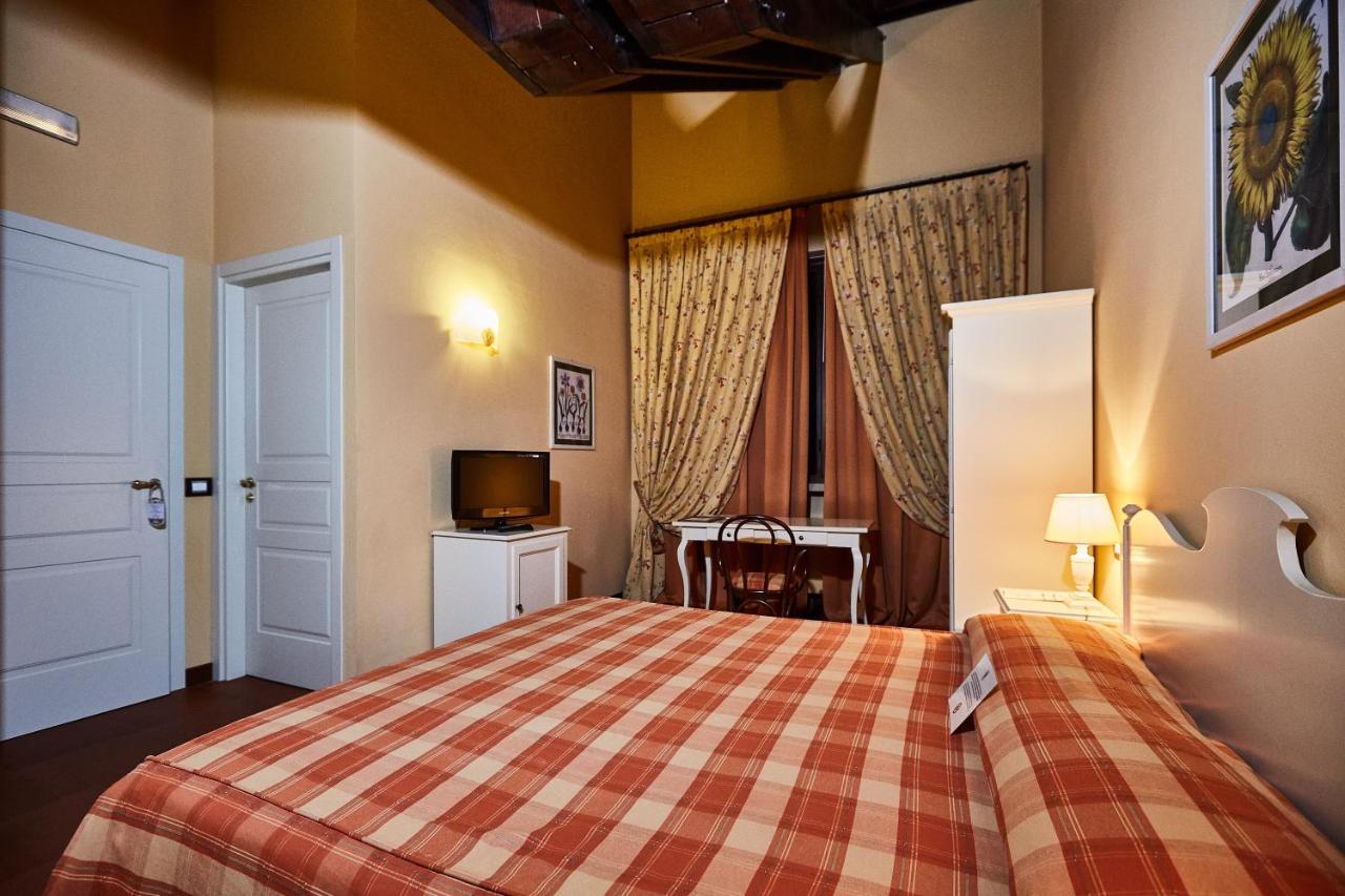 Trattoria Il Leone Hotel